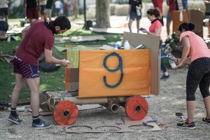 Team-building car box